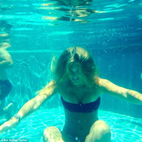 Bar Refaeli Snaps Creative Underwater Photos As She Shows