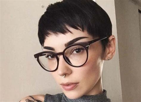 short hair pixie cut hairstyle with glasses ideas 72 fashion best