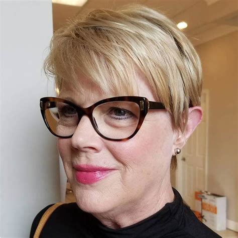 Top 30 Short Haircuts For Women Over 50 Page 4 Of 15
