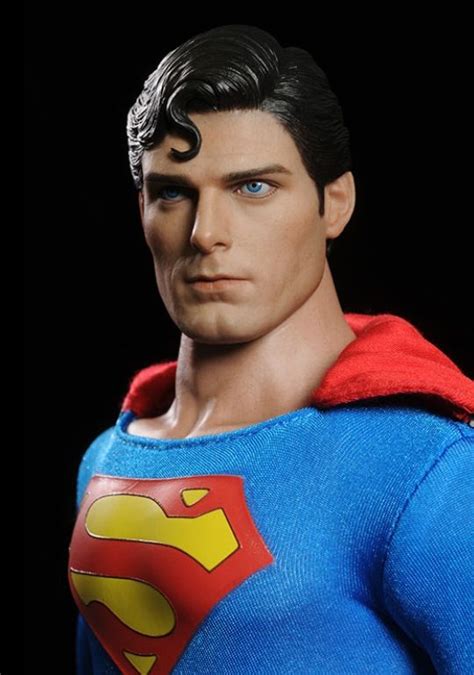 figura hot toys superman christopher reeve superman