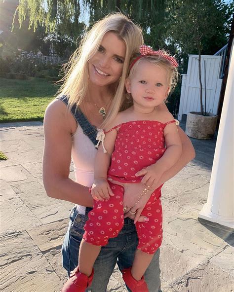 Jessica Simpsons On Daughter Birdie S First Word