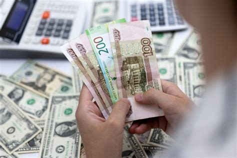 Russia Hikes Interest Rates To Halt Collapse In Rouble Nationwide 90fm