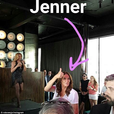 Caitlyn Jenner Is In Nyc To Take In Gay Pride Parade As E