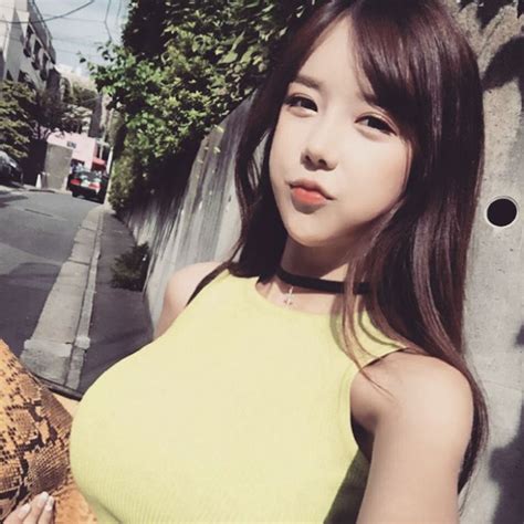 Lee Soo Bin Huge Boobs Selfies Picture And Photo Models Vibe