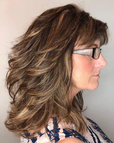 15 Youthful Medium Length Hairstyles For Women Over 50 Hairstyles Vip