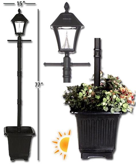 baytown solar lamp post  planter