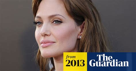 Angelina Jolie S Doctor Blogs Details Of Double Mastectomy Breast