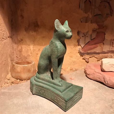 Egyptian Cat Statue Bast Bastet Goddess Of Music Dance Hunting 108624