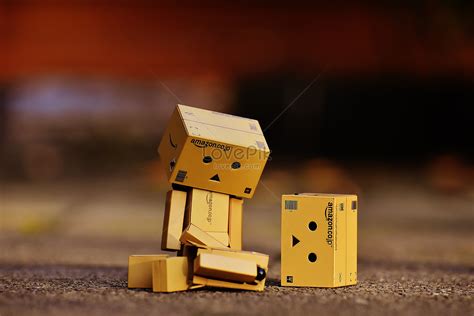 a sad box man photo image picture free download 500210783