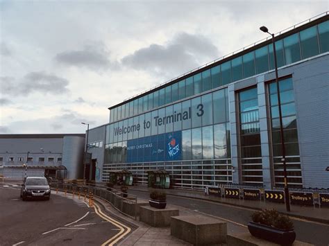 manchester airport terminal     reviews airport terminals domestic approach
