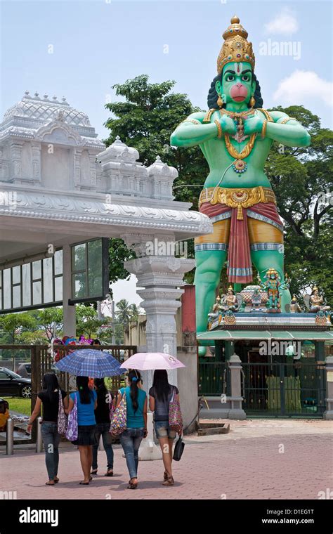 lord hanuman statue fotos und bildmaterial  hoher aufloesung seite