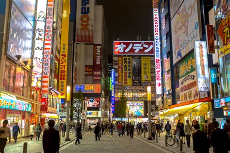 Tokyo Akhiabara Where Fantasy And Reality Meet The City Lane