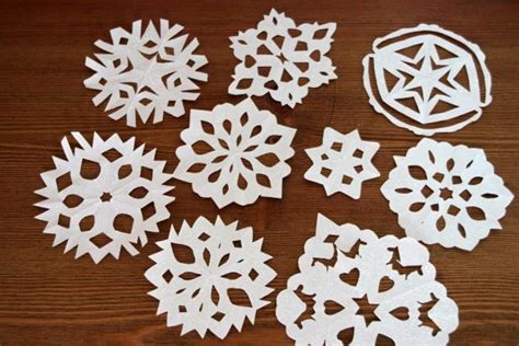 How To Make Paper Snowflakes An Easy Step By Step Guide Hgtv