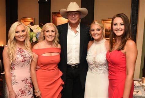 alan jackson bio net worth story married wife parents family nationality death