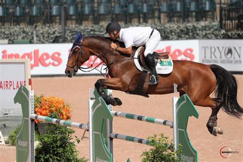 parot conquers sunday classic  conclude  week  tryon fall series world  showjumping