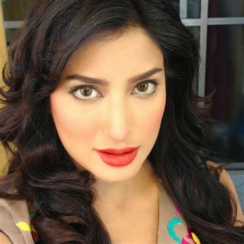 pakistani celebrity mehvisg hayat without makeup natural unseen pictures b and g fashion