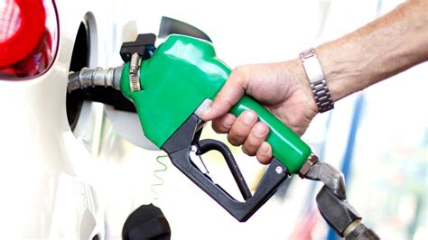 fuel stations risk closure  petrol sales fall  auto express