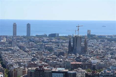 barcelona  valencia  city  visit exploreglobally