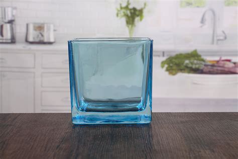 China Cheap Blue Square Glass Candle Holders Supplier