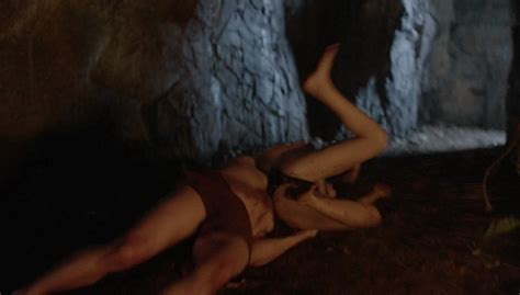 Naked Marie Avgeropoulos In The 100