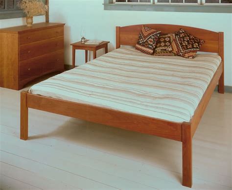shaker platform bed handmade  vermont cherry maple oak walnut