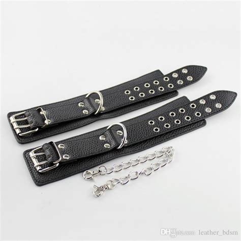 Adult Leather Bondage Gear Handcuff Double Needle With