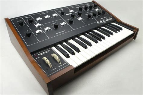 moogs finest pieces  kit mixmag