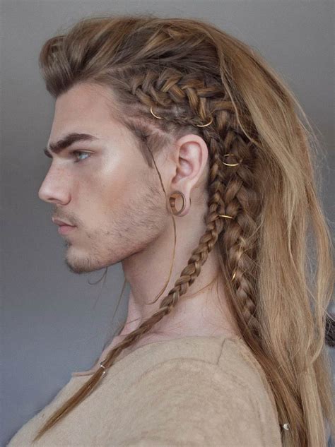 10 Modern Long Hairstyles For Men
