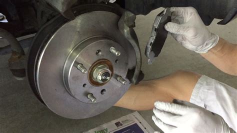 types  brake pads technicianacademy