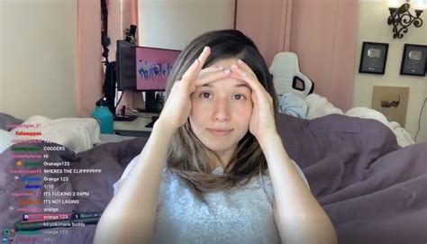 Women On Twitch Go Without Makeup To Support A Fellow