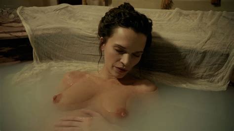 anna brewster nude full frontal versailles 2017 s2e1 hd 1080p