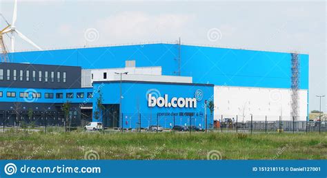 bolcom distribution center  waalwijk editorial image image  electronics modern