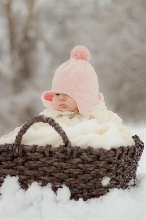 snow baby winter baby pictures snow pictures winter  baby