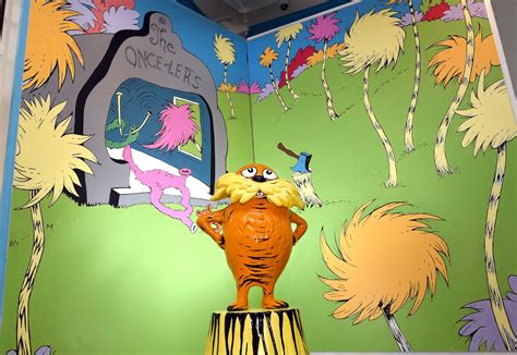 dr seuss museum     places youll