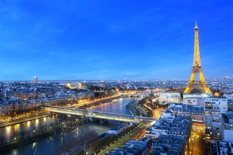 paris travel guide