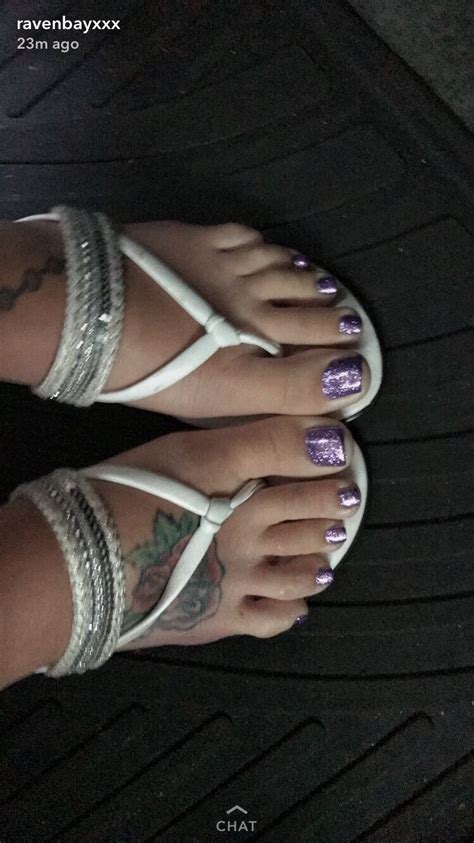 Raven Bay S Feet