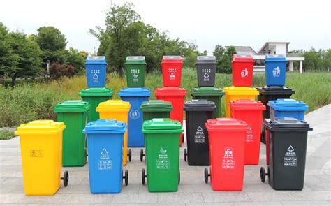 garbage bins   colors news enlightening pallet industry
