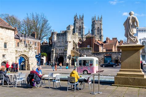 simply   york  named top uk city  poll   people