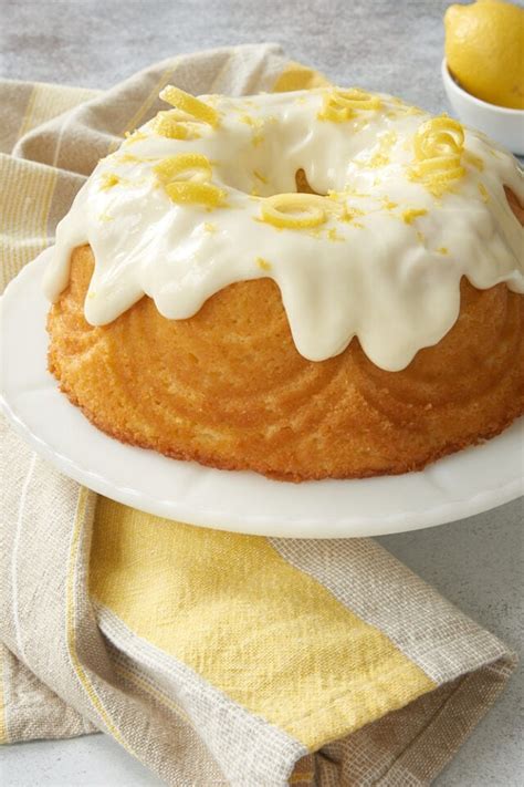 lemon bundt cake bake  break