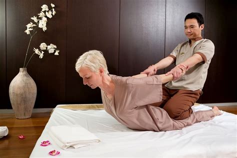 what type of massage you can take to unwind your mind