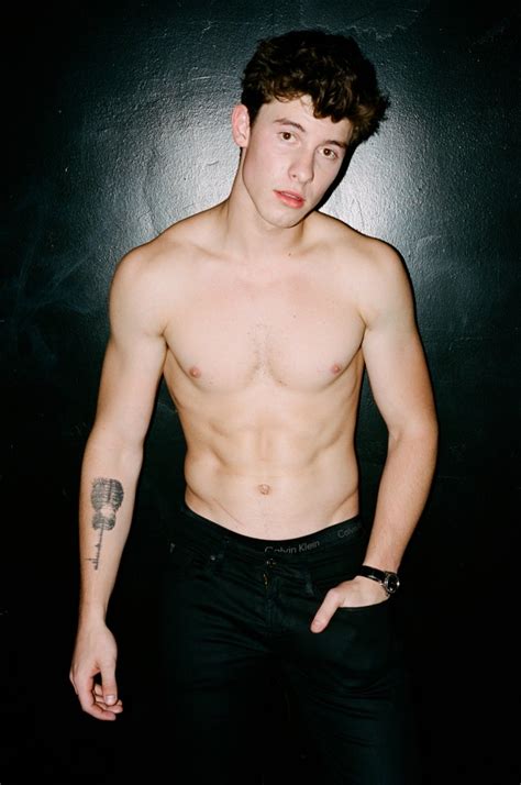 the stars come out to play shawn mendes new shirtless