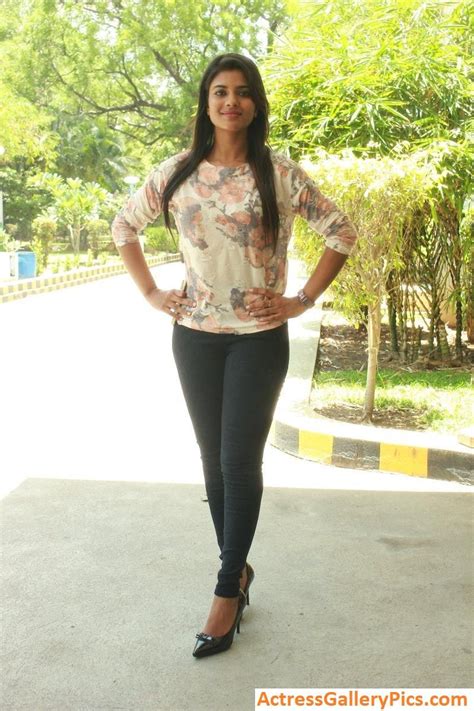 aishwarya rajesh07 tamil actress aishwarya rajesh photos
