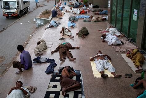 Pakistan heatwave kills 65 people in Karachi - welfare
