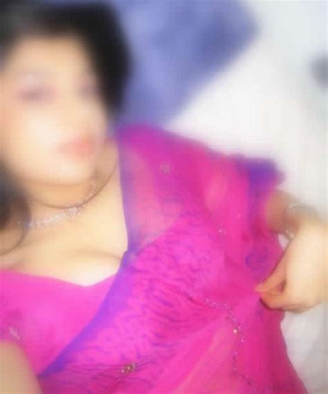 Indian Big Aunties Awesome Indian Aunties Boobs Show