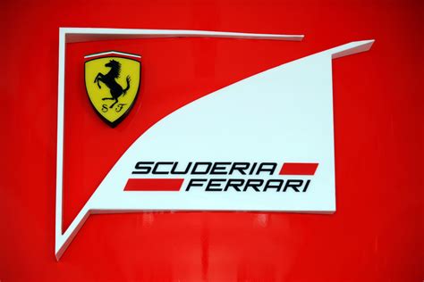 ferrari presents   logo  silverstone autoevolution