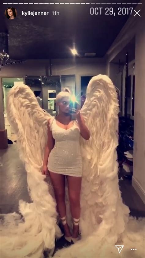 Kylie Jenner Halloween Costumes Kylie Jenner Just Posted Pregnant