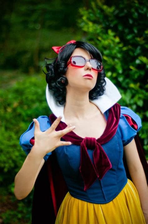 Snow White Westside With Images Cosplay Costumes