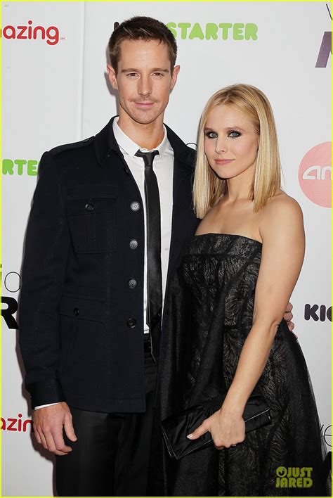 Kristen Bell And Chris Lowell Glam Up The Veronica Mars Nyc Screening
