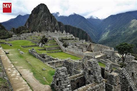 spuren der inka schluchten und schwimmende schilfinseln