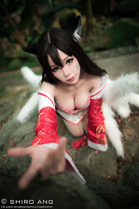 hot cosplay babes with perfect cleavage page 16 of 21 djuff